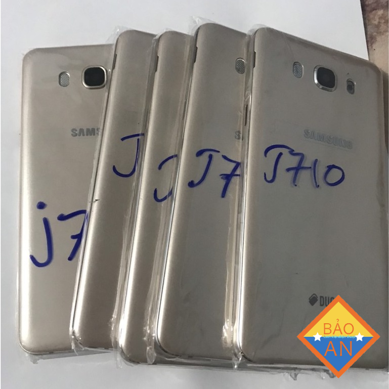 bộ vỏ samsung j710 ( xương lưng ,kính cam, nút bấn)