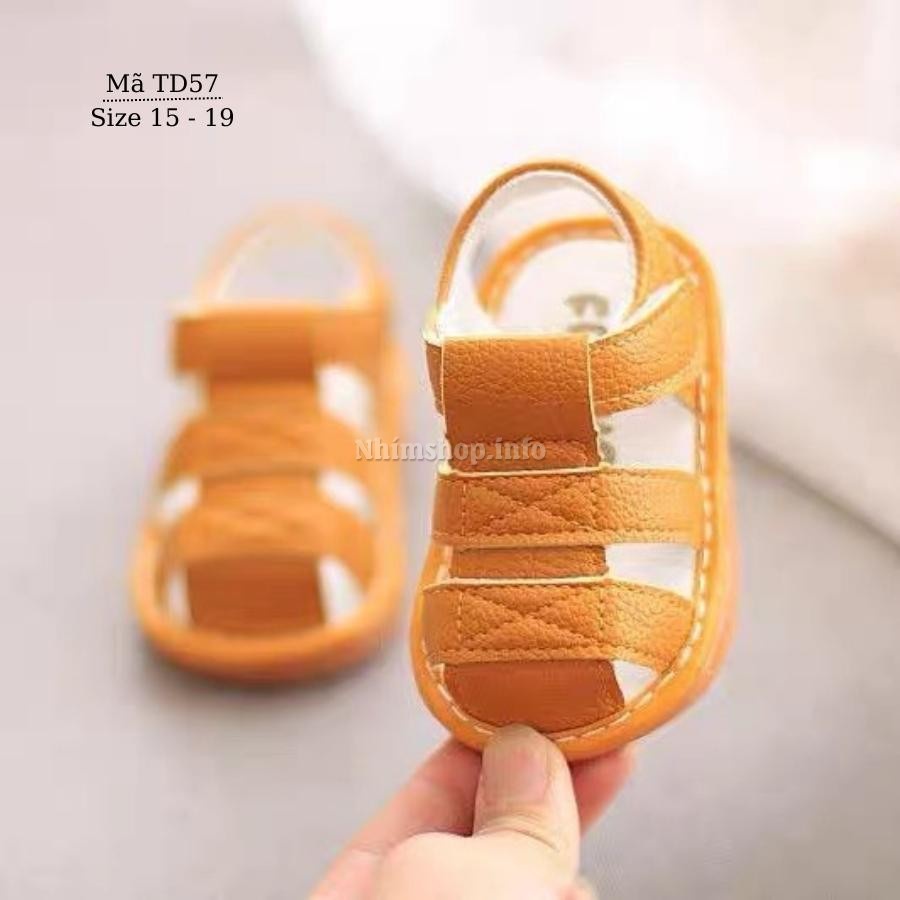 Dép tập đi cho bé có tiếng còi kêu chíp chíp giày sandal nhẹ êm nâu da bò chống trơn phù hợp cho sơ sinh bé trai TD57