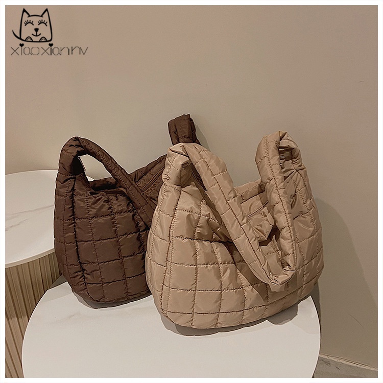 Túi đeo chéo cỡ lớn siêu nhẹ dễ phối đồ