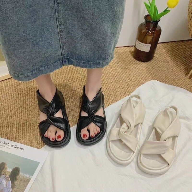 SANDAL XOẮN KIỂU DÁNG THỜI TRANG