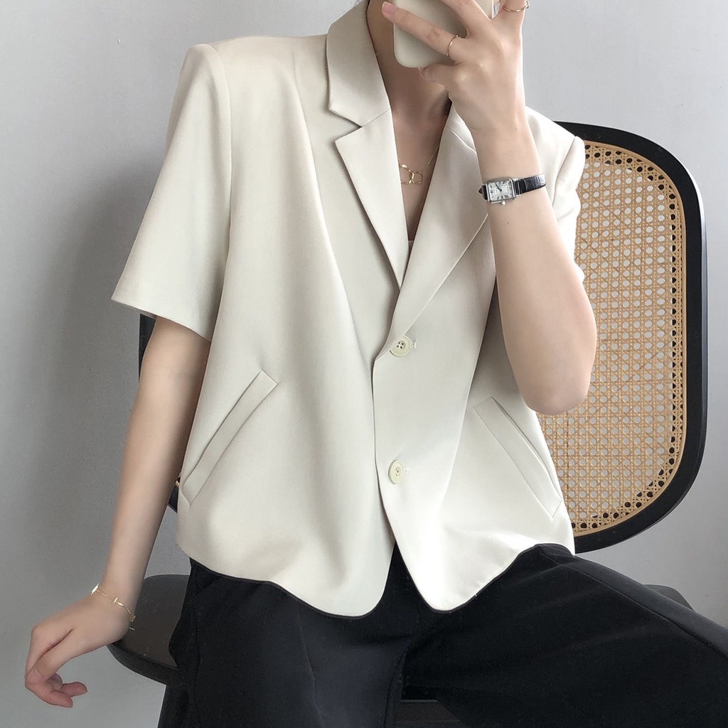 Áo blazer vest nữ ngắn tay form suông vải mịn Hàn Quốc | BigBuy360 - bigbuy360.vn