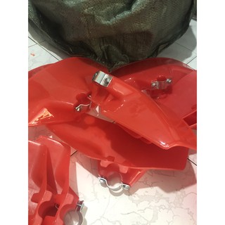 Miếng nhựa chắn cỏ máy cắt cỏ ( 2 MIẾNG)