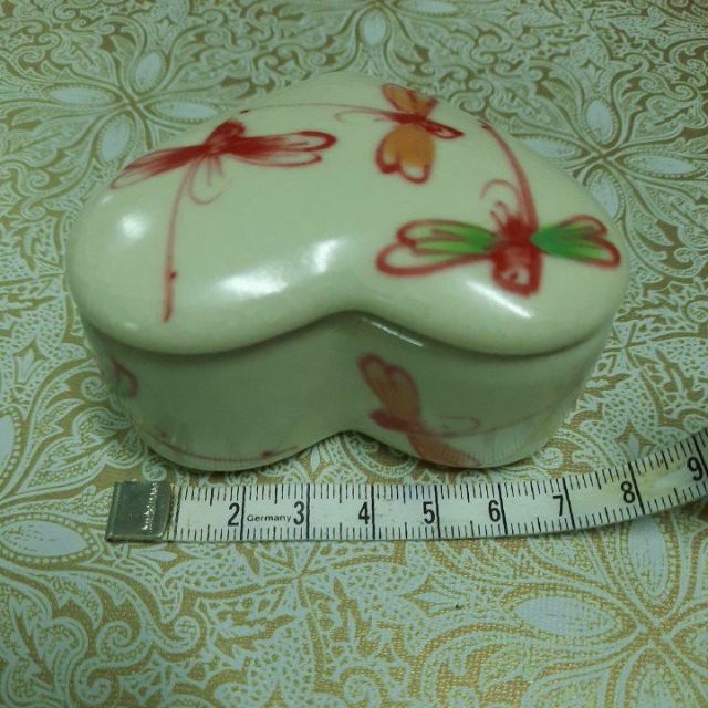 Hộp gốm Bát Tràng