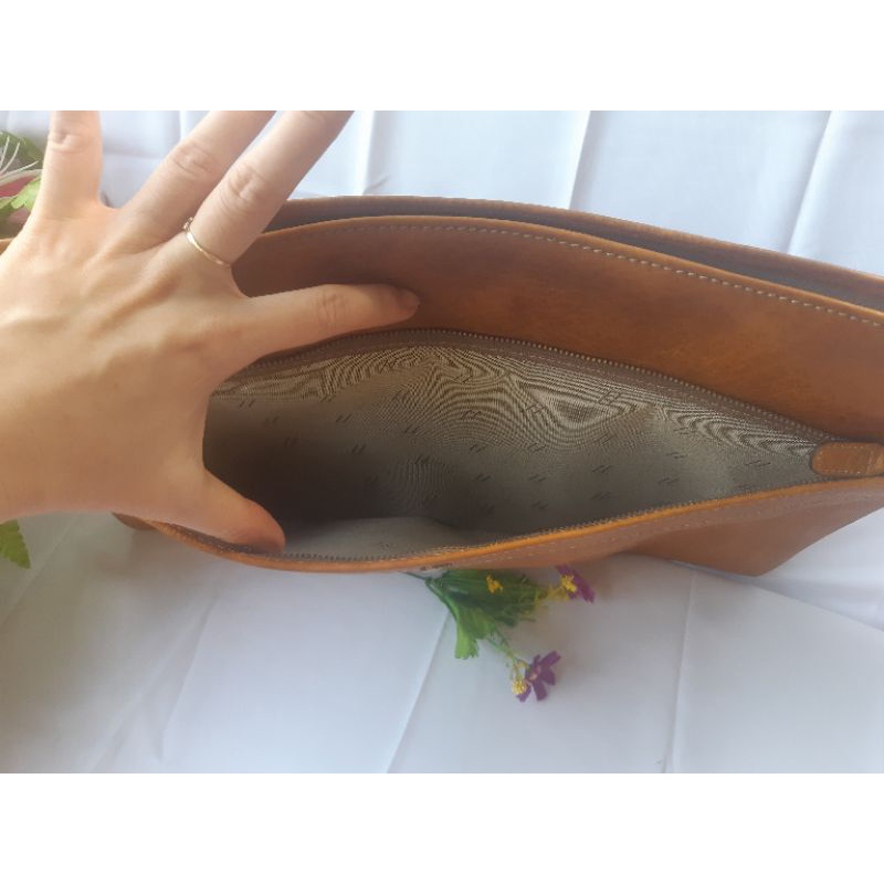 Cluth cầm tay công sở si