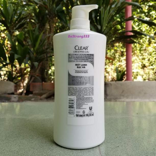 Dầu gội sạch gàu Clear mát lạnh bạc hà 900g