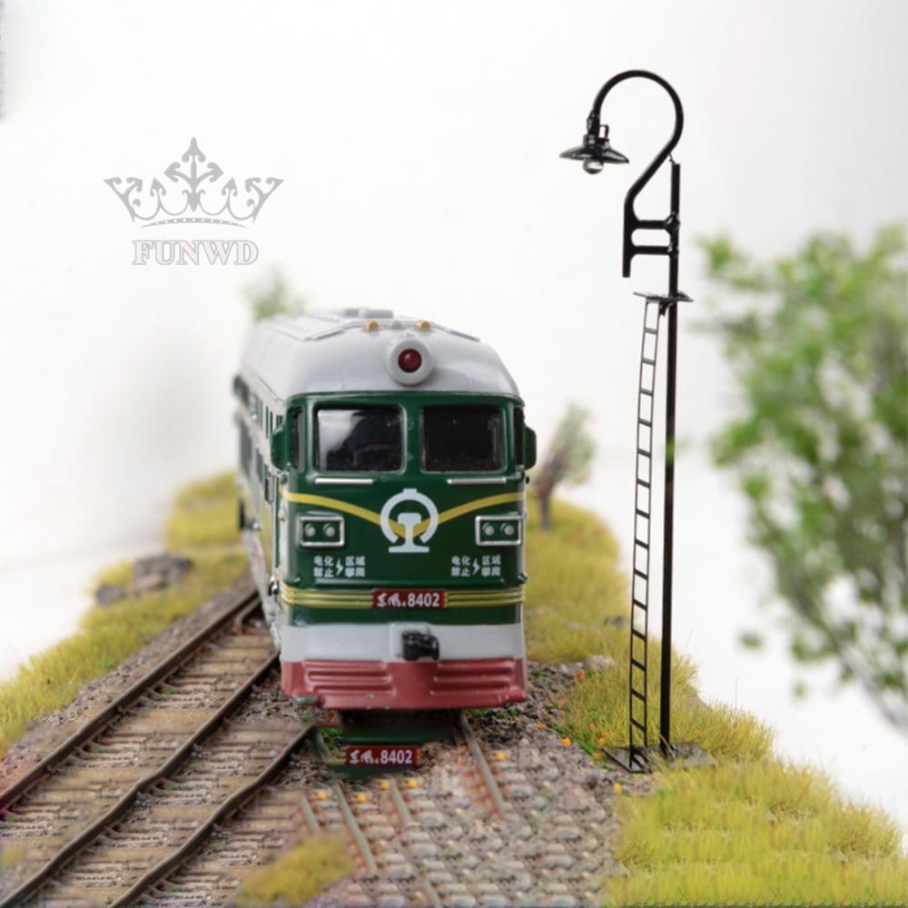 Mô Hình Lắp Ráp Đường Ray Xe Lửa Có Đèn Led Trắng Đen Ấm Áp Tỉ Lệ 1: 87