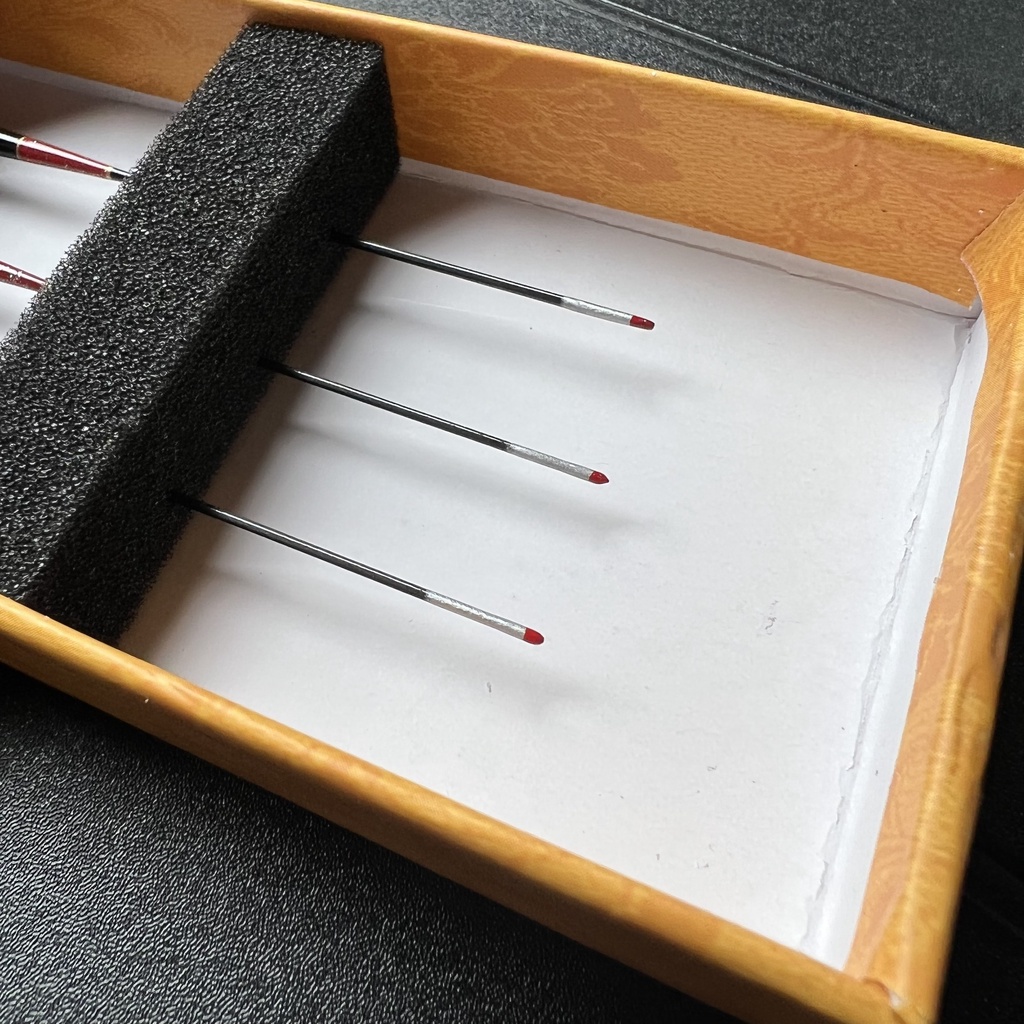 Bộ Phao Cỏ Câu Đài - Chuyên câu rô phi, chép, diếc - Fang Fishing - Bộ 3 quả kèm hộp