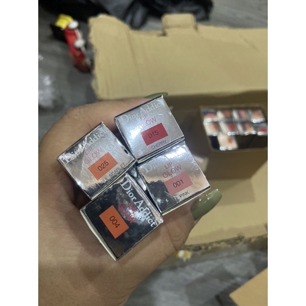 Thanh lí son dưỡng Dior chạm đầu các màu