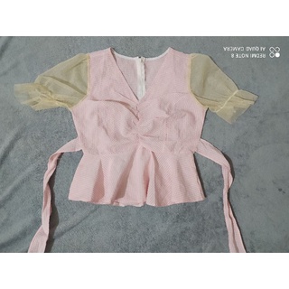 Pass đồ cá nhân / Thanh lý áo sọc hồng tay phồng nơ size S