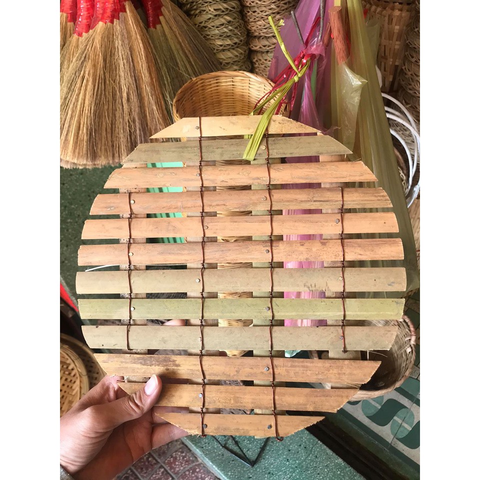 Mẹt/ Tràng hấp sửng bằng tre.