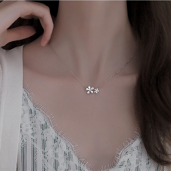 Dây chuyền bạc hình hoa 5 cánh, Vòng cổ chất liệu bạc ta sang trọng nữ tính - Trang sức bạc Evasilver