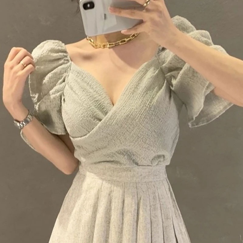 QADCOL  Áo kiểu tay phồng cổ chữ V ôm dáng phong cách Hàn Quốc