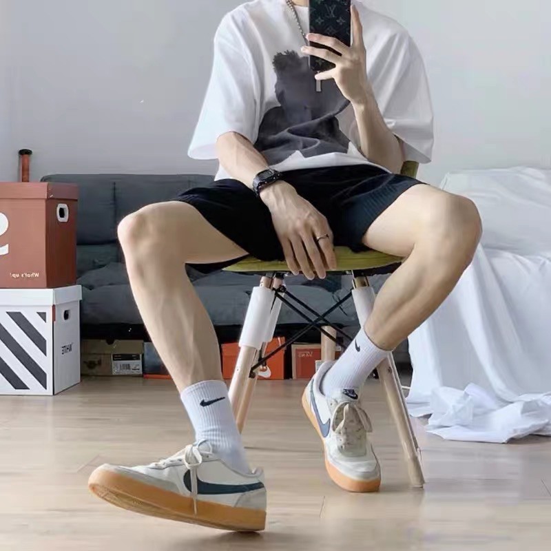 Tất cổ cao dài khoảng 22-25cm 100% cotton phong cách thể thao