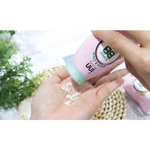 01 Chai Phấn Phủ Che Khuyết Điểm Giảm Mụn INN Beauty White &amp; Clear Super BB Powder 30gram Thái Lan