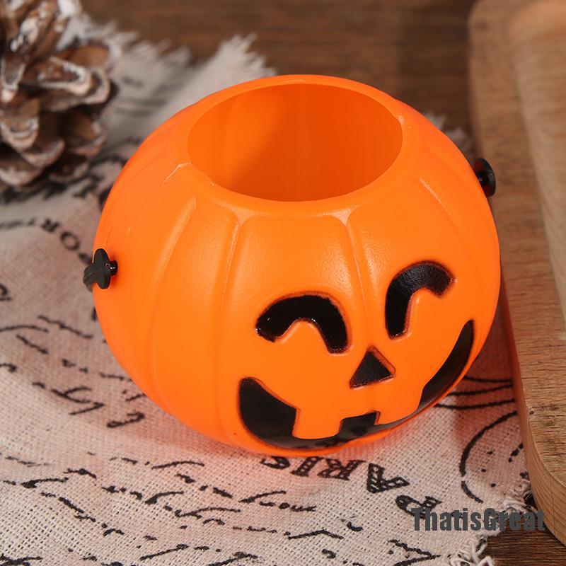 Giỏ kẹo thiết kế hình bí ngô thích hợp cho Halloween