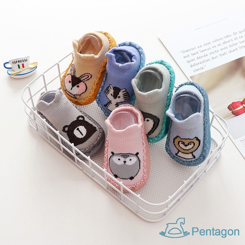 Giày Vớ Da Chống Trượt Họa Tiết Hoạt Hình Phong Cách Phương Tây Thời Trang Cho Trẻ Em