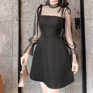 Đầm coton đen phối lưới