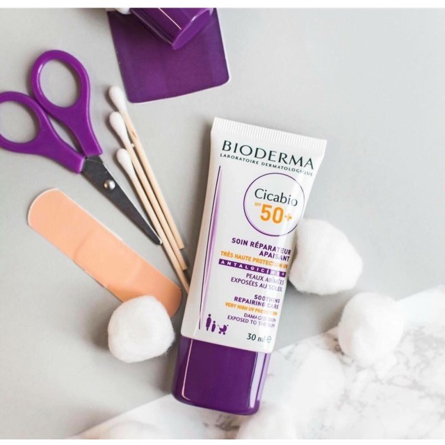 Kem Dưỡng Chống Nắng Bioderma Cicabio SPF 50+ 3Phục Hồi Dành Da Hư Tổn Sau Liệu Pháp Da Liễu 30ml