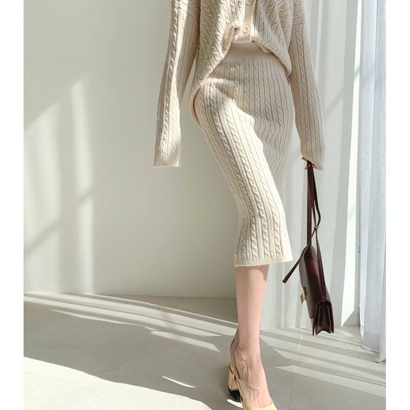 Set áo cardigan len+chân váy len bút chì