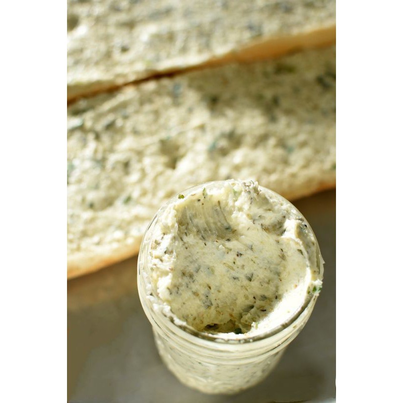 Bơ Tỏi Cheatday [Khối lượng tịnh 200g] - (Nguyên liệu món Âu: bánh mì bơ tỏi, xào gà/tôm/nấm/bông cải) - Garlic Butter.