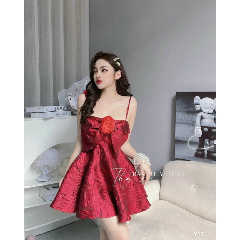 ĐẦM GẤM  HAI DÂY TIỂU THƯ/CÔNG CHÚA, HOẠ TIẾT IN HOA SANG TRỌNG, PHỤ KIỆN NƠ NGỰC, MẶC CỰC XINH UP