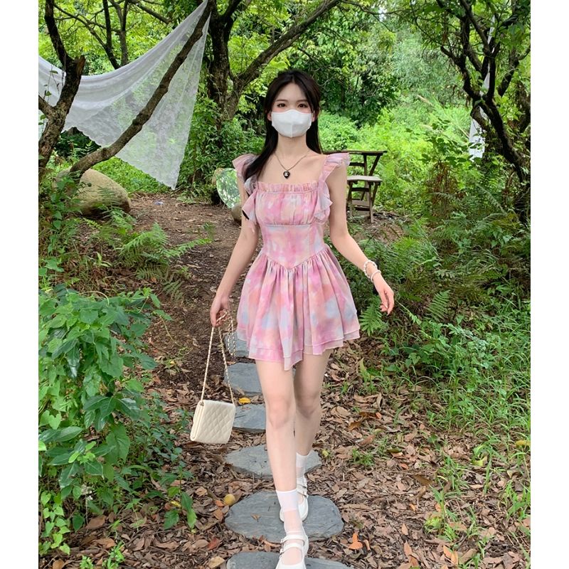 Đầm Hai Dây Dáng Ôm Cổ Vuông Phong Cách Thời Trang Mùa Hè 2022 Dễ Phối Đồ