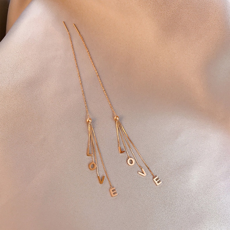 Khuyên tai mặt hình chữ Love mạ vàng 18K phong cách Hàn Quốc
