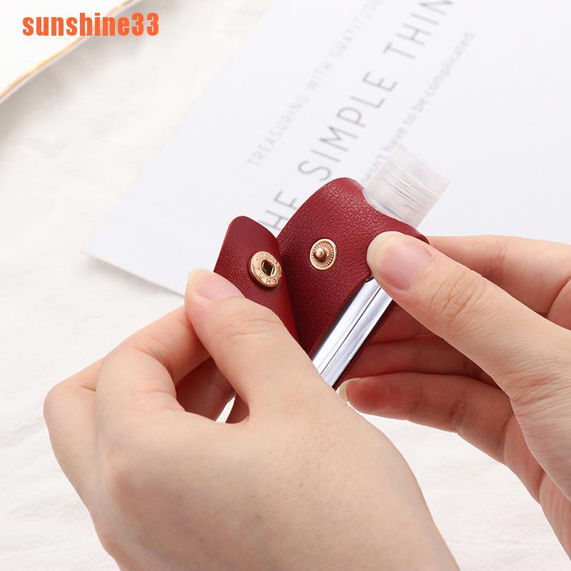 Giá Đỡ Chai Nước Rửa Tay Dung Tích 30ml Có Móc Khóa Tua Rua Tiện Dụng