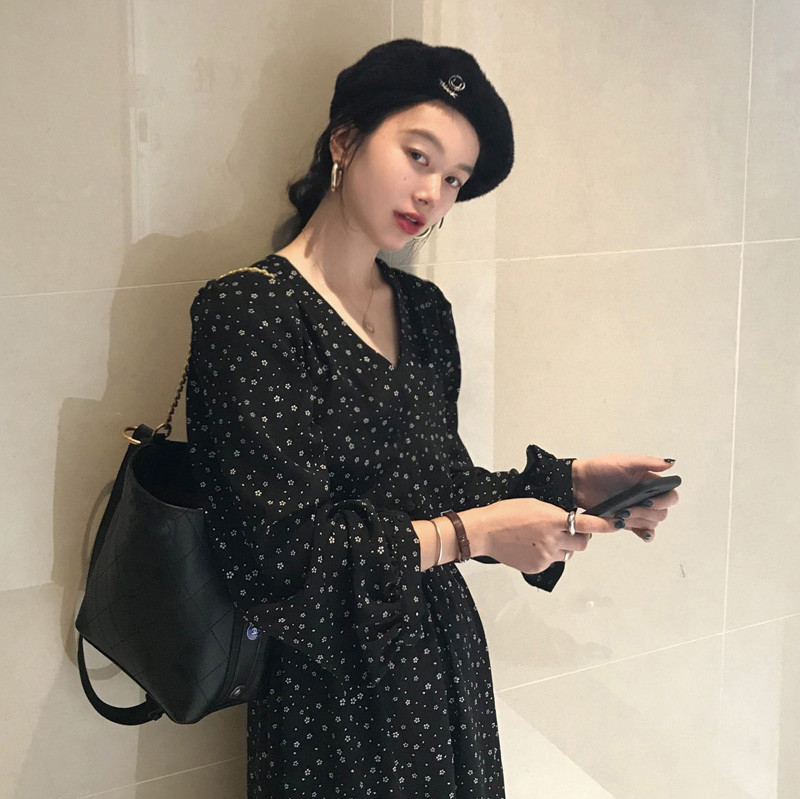 Xiaozhainv Đầm dài tay cổ V họa tiết thời trang phong cách Hàn Quốc xinh xắn | BigBuy360 - bigbuy360.vn
