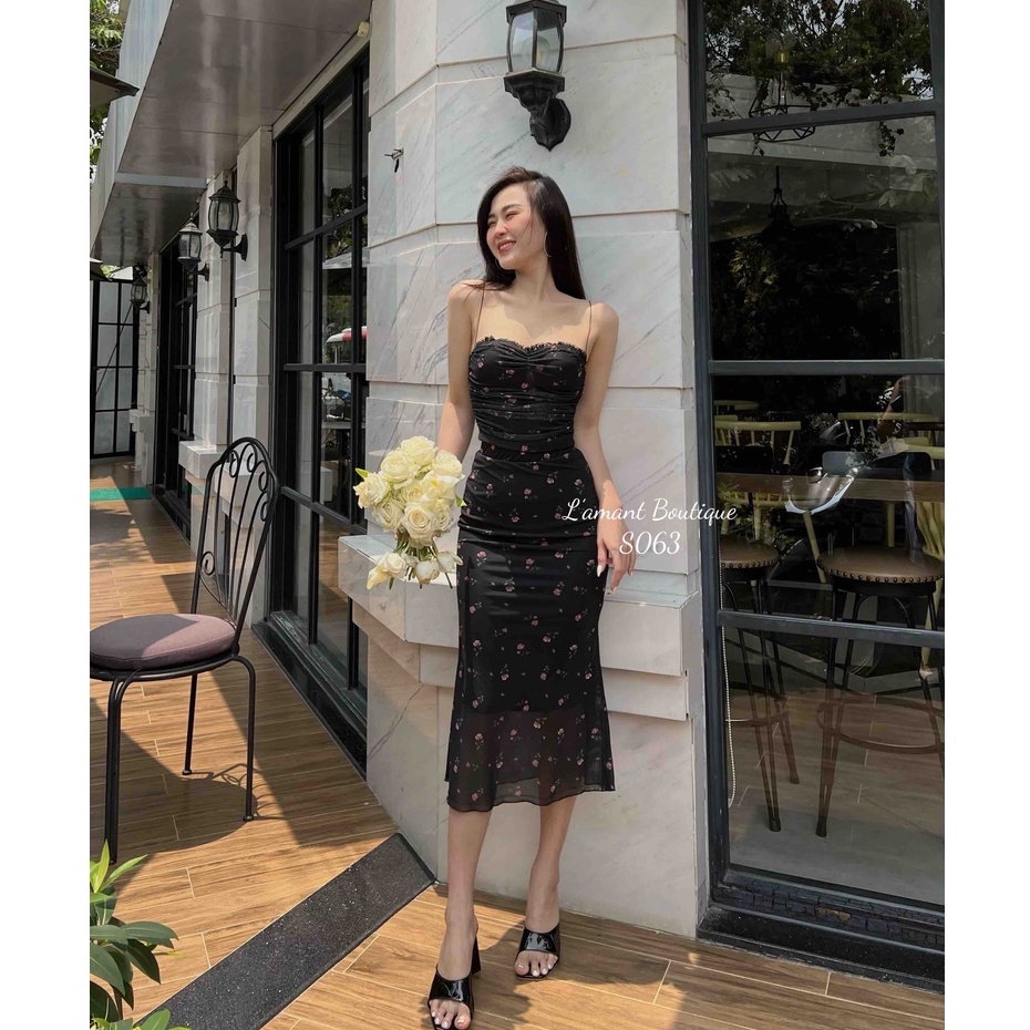 Set áo hai dây phối ren & chân váy đuôi cá Vera De2cee