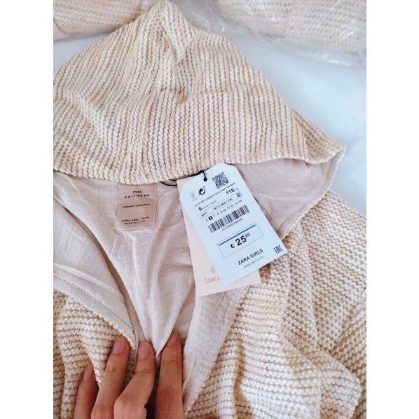 Áo khoác cardigan len có nón, dây rút thắt lưng, màu kem