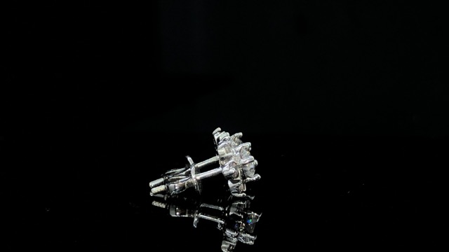 Bông tai Full Moissanite: Chủ4,5ly+Tấm2,0ly; Hàng nướcD trắng đẹp nhất; Viên chủ kiểm định; Chất liệu bạc925 mạ bạch kim