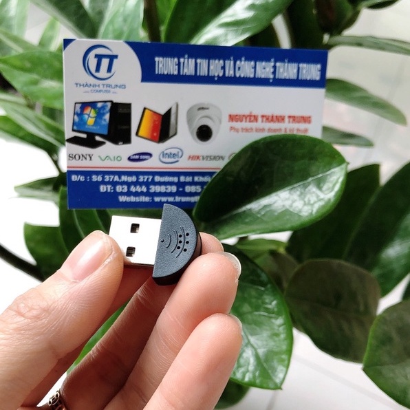 Microphone Mini USB 2.0 siêu nhỏ chuyển đổi âm thanh cho laptop / PC / máy tính bảng