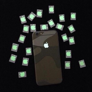Logo táo dạ quang phát sáng cho iPhone