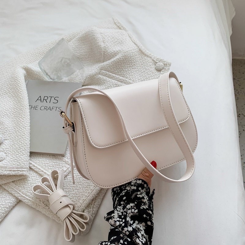 Túi xách nữ thời trang Hàn Quốc chất liệu da trơn đơn giản siêu đẹp