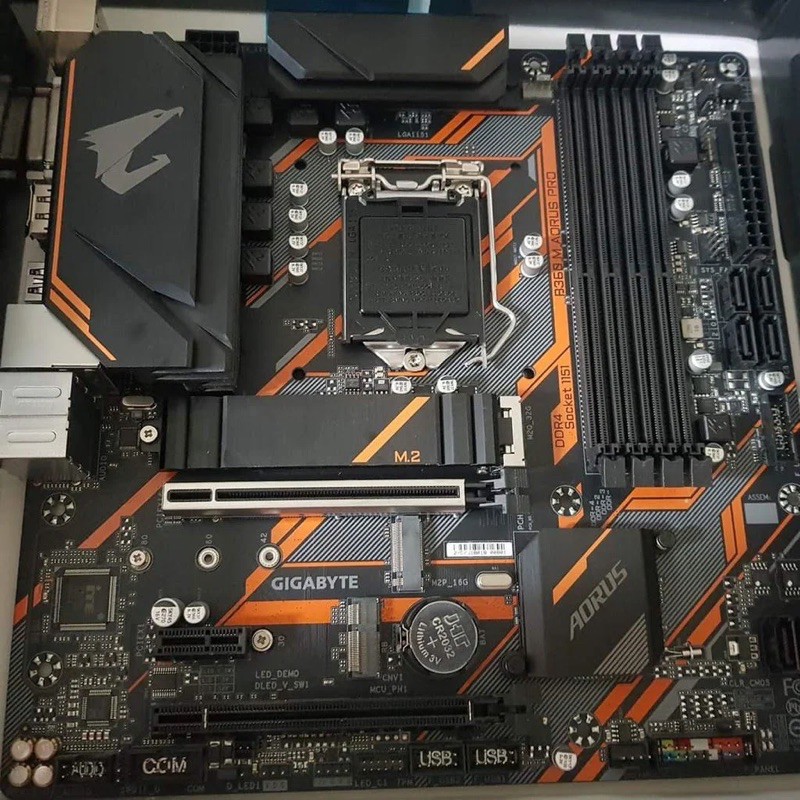 Combo Gigabyte B360M Aorus Pro + Intel Core I5 9400F tray + ram 16gb | BigBuy360 - bigbuy360.vn