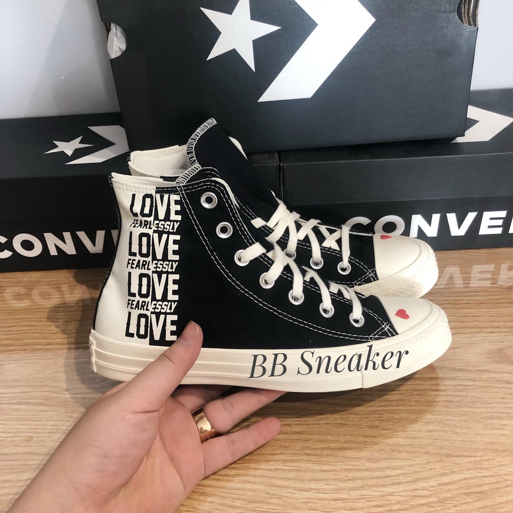 Giày Converse Classic Love Fearlessly trắng đen