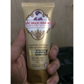 sữa rửa mặt sắc ngọc khang
