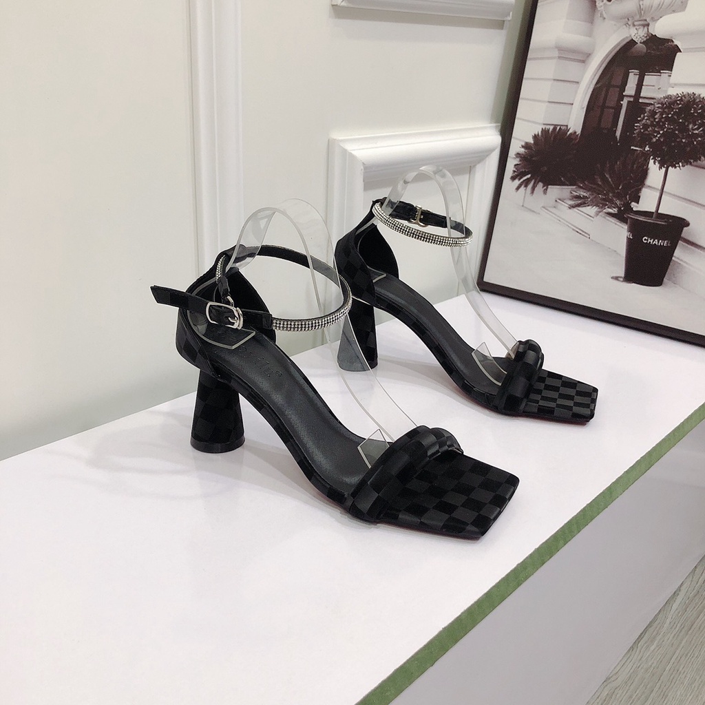Giày Sandal nữ gót tròn cao 7P họa tiết caro phối quai đá full màu Hot Trend chất da mềm form chuẩn đẹp cực dễ mang