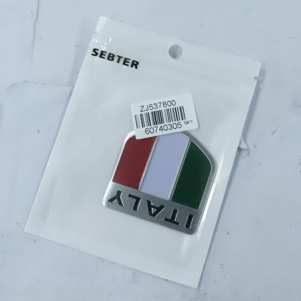 Sticker in họa tiết lá cờ Ý độc đáo để trang trí xe hơi | BigBuy360 - bigbuy360.vn