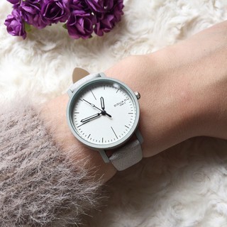 Đồng hồ đeo tay nữ handmade