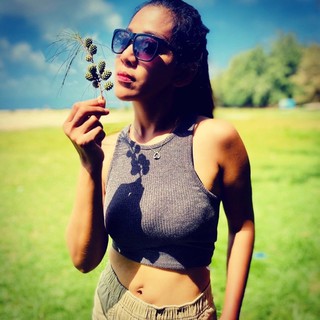 🔆🔆 ÁO croptop YẾM ZR