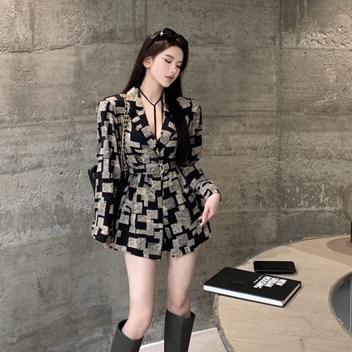 Bộ Áo Khoác Vest Tay Dài In Họa Tiết Caro + Đầm Hai Dây Màu Đen Co Giãn Phong Cách Hàn Quốc Thời Trang Cho Nữ