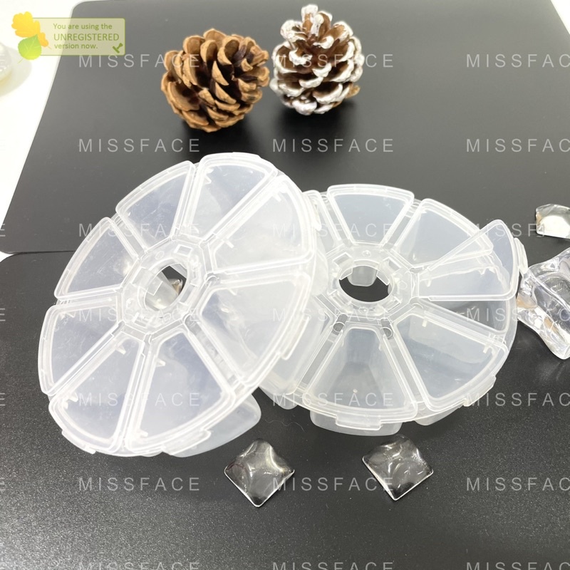 Hộp tròn 8 ô đựng đá charm có nắp đậy