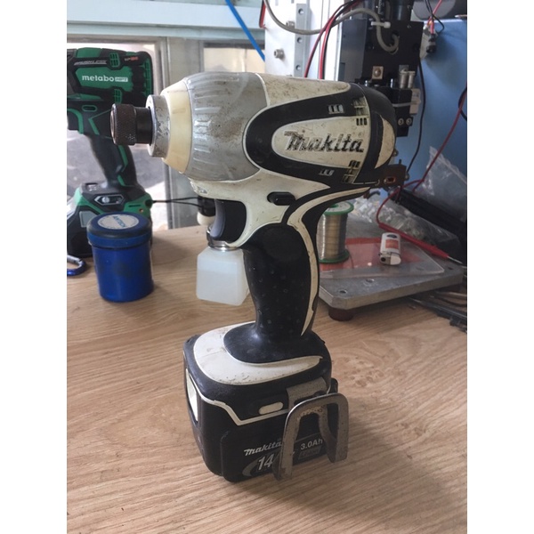 Bắn vít Makita TD130