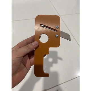 Dao gọt cạnh chỉ