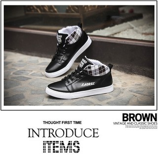 Giày Sneaker Cổ Cao Màu Đen