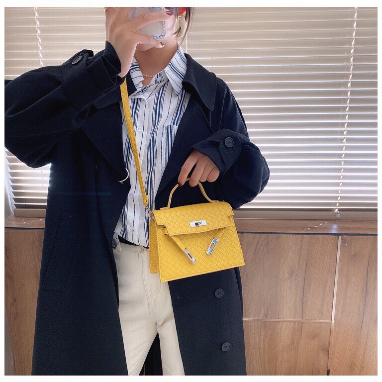 Túi Xách NữTặng QuàTúi Xách Mini đeo chéo da PU cao cấp đan chéo phối dây đeo nhỏ nhắn thời trang MÃ 7851