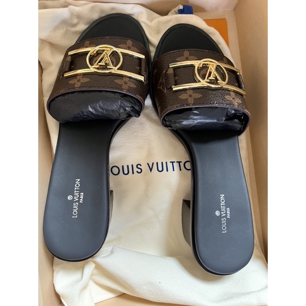 Dép và guốc LV hình thật