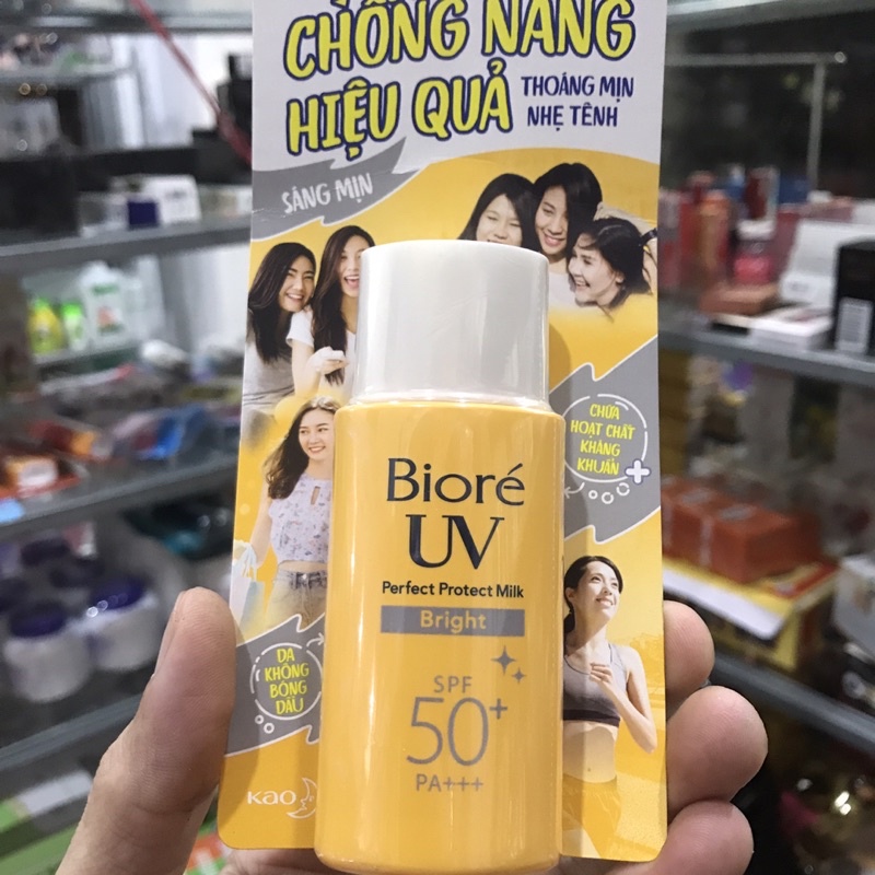 Kem Chống Nắng Biore UV Perfect Block Milk Bright spf 50 PA+++ 25ml